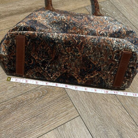 Marian Paquette Elizabeth Velvet Tote with Leather Handles - Picture 8 of 11